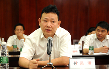 华亿星光汇总经理吴清讨论发言